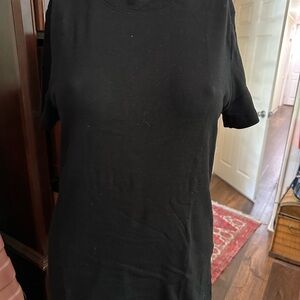 Banana Republic Classic Black and White Short Sleeve Tee Set of 2